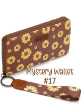 Load image into Gallery viewer, Mystery Wallet #17 SN 18161
